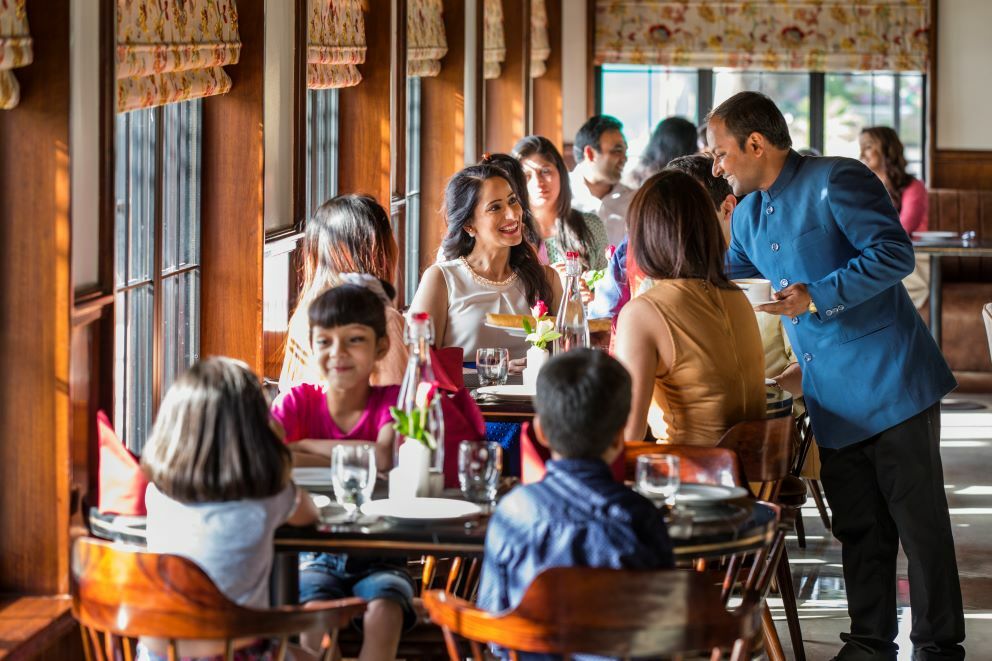 Restaurant with People